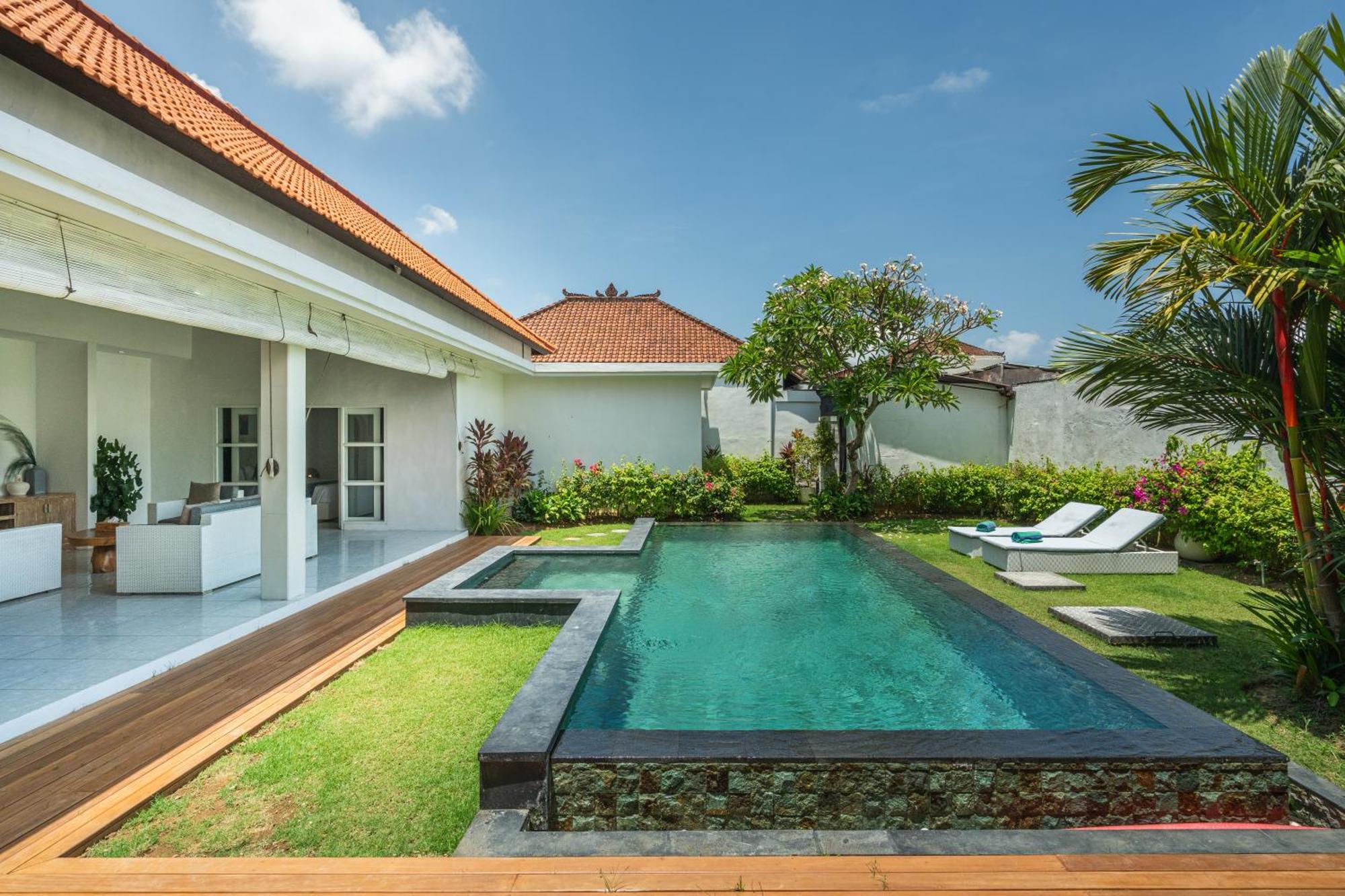 Modern 3 Bedrooms Villa Beach Walking Distance Seminyak  Exterior photo