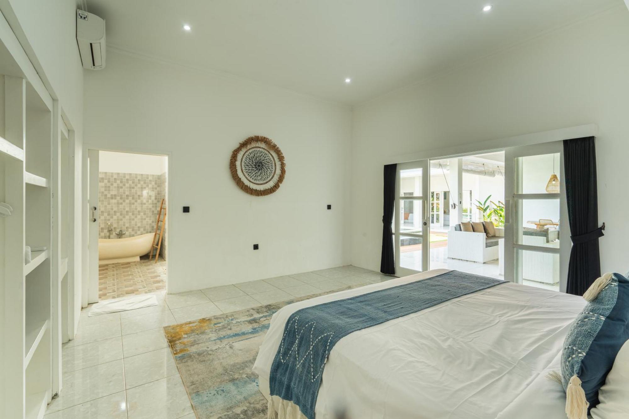 Modern 3 Bedrooms Villa Beach Walking Distance Seminyak  Exterior photo